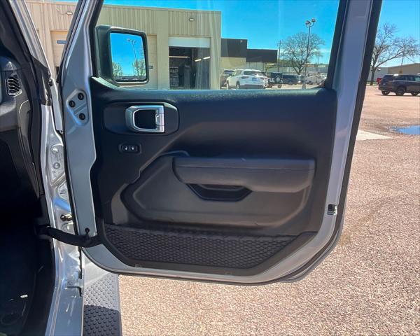 used 2024 Jeep Wrangler 4xe car, priced at $39,989