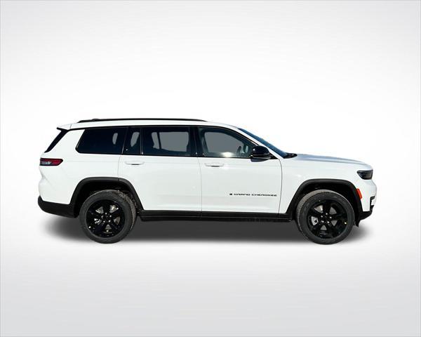 new 2025 Jeep Grand Cherokee L car, priced at $46,104