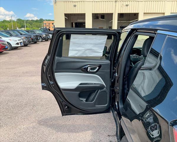 new 2024 Jeep Compass car, priced at $30,114