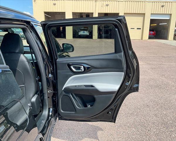 new 2024 Jeep Compass car, priced at $30,114