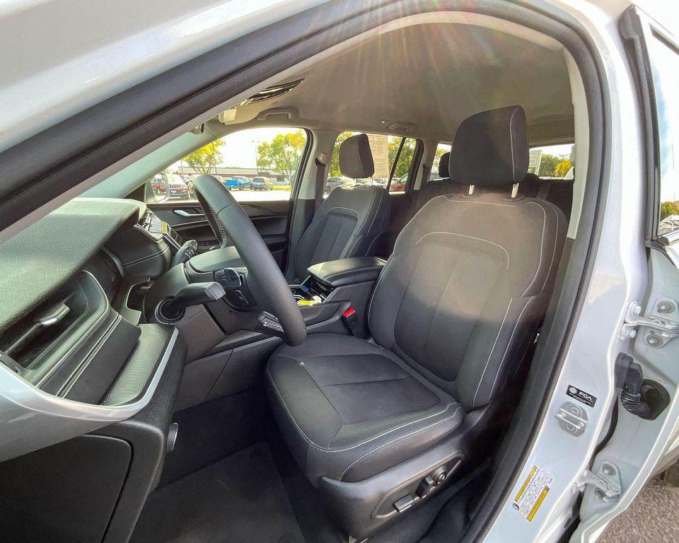 used 2023 Jeep Grand Cherokee car, priced at $29,237