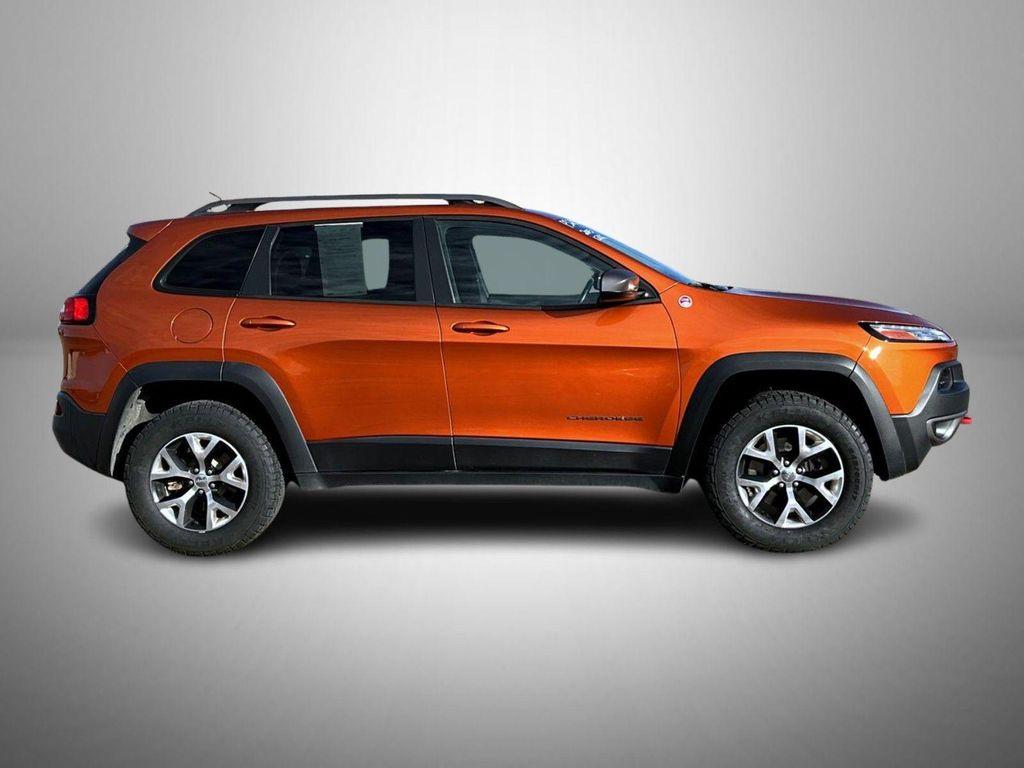 used 2015 Jeep Cherokee car, priced at $12,998