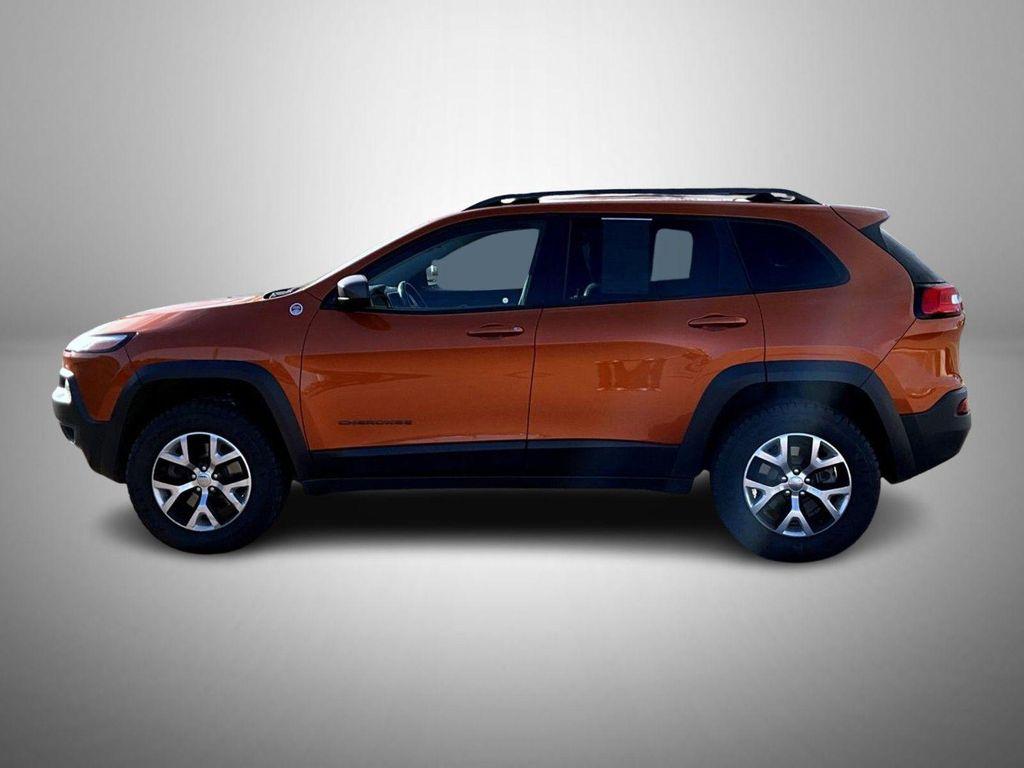 used 2015 Jeep Cherokee car, priced at $12,998