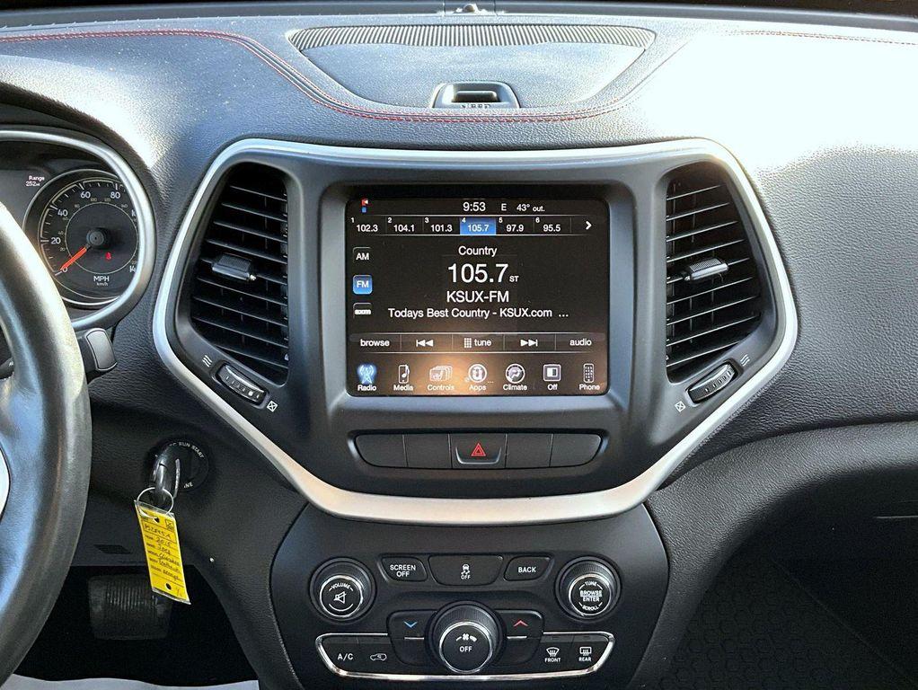 used 2015 Jeep Cherokee car, priced at $12,998