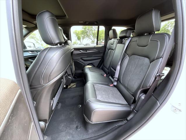 new 2025 Jeep Grand Cherokee car, priced at $45,314