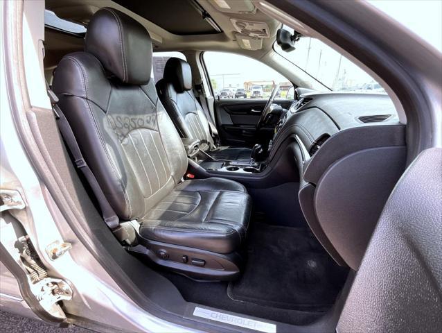 used 2015 Chevrolet Traverse car, priced at $5,850