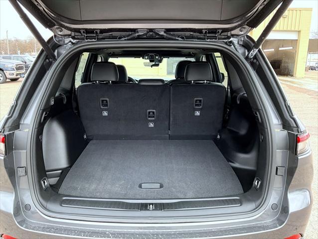 new 2025 Jeep Grand Cherokee car, priced at $41,709