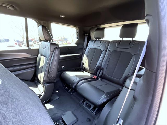 new 2025 Jeep Grand Cherokee L car, priced at $40,751