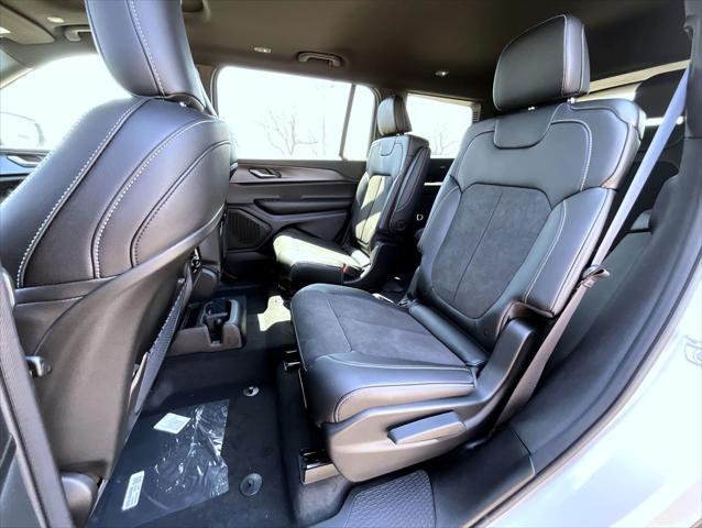 new 2025 Jeep Grand Cherokee L car, priced at $40,751