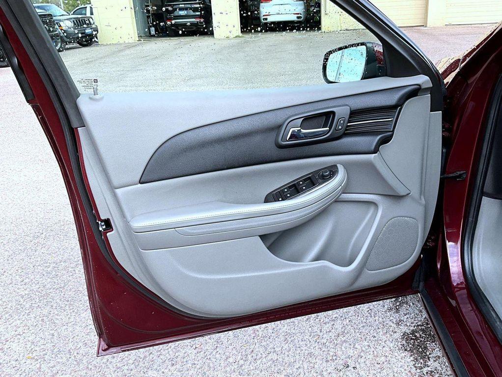 used 2015 Chevrolet Malibu car, priced at $12,850