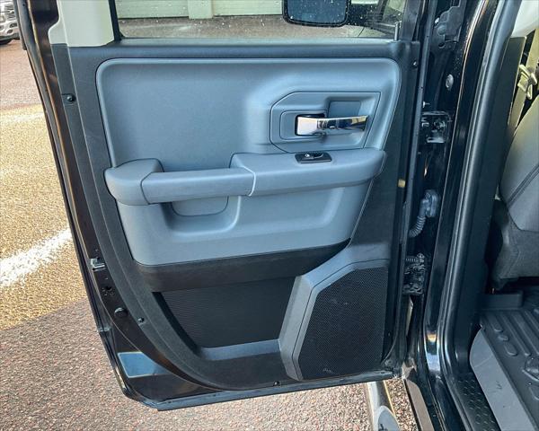 used 2019 Ram 1500 Classic car, priced at $25,457