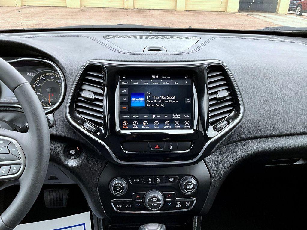 used 2022 Jeep Cherokee car, priced at $26,029