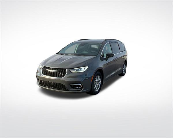 used 2022 Chrysler Pacifica car, priced at $24,687