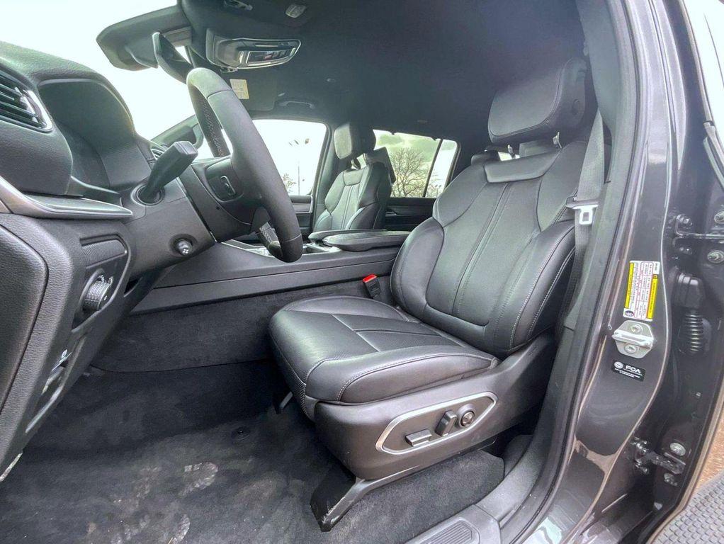 new 2025 Jeep Wagoneer L car, priced at $75,632