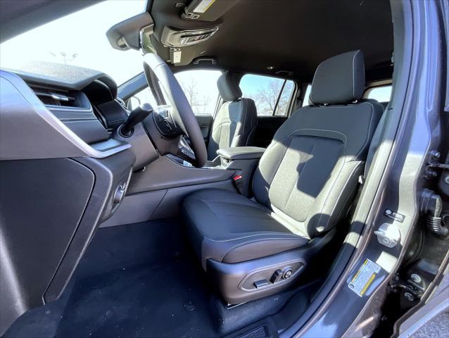 new 2025 Jeep Grand Cherokee car, priced at $36,604