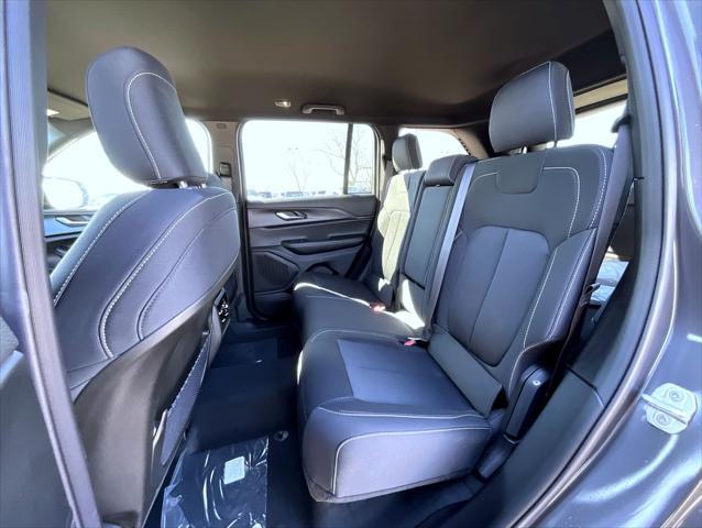 new 2025 Jeep Grand Cherokee car, priced at $36,604