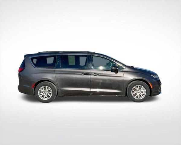 used 2022 Chrysler Pacifica car, priced at $24,621