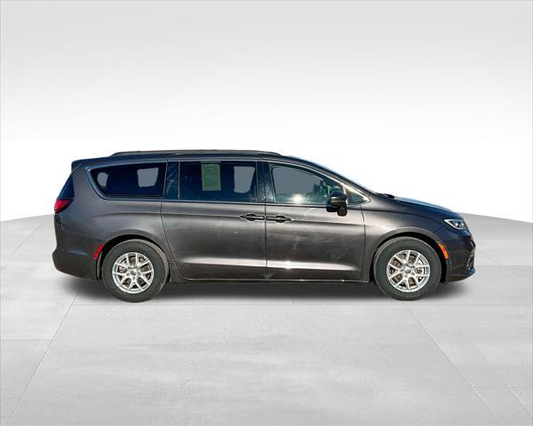 used 2022 Chrysler Pacifica car, priced at $23,489