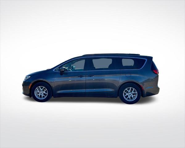 used 2022 Chrysler Pacifica car, priced at $24,621