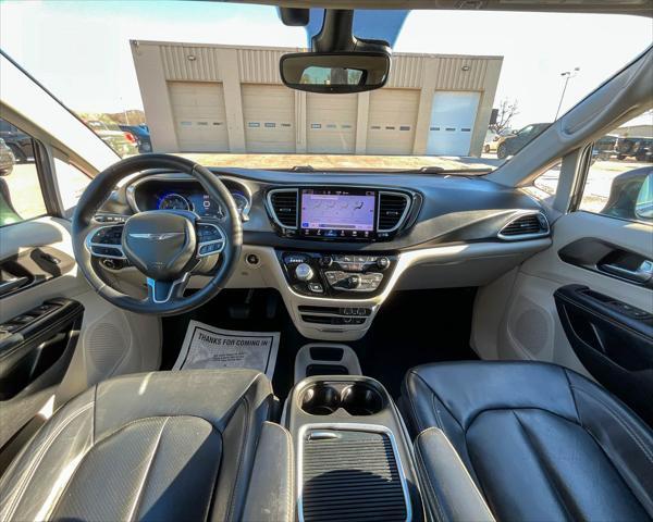 used 2022 Chrysler Pacifica car, priced at $24,621