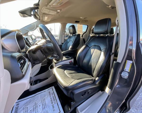 used 2022 Chrysler Pacifica car, priced at $24,621