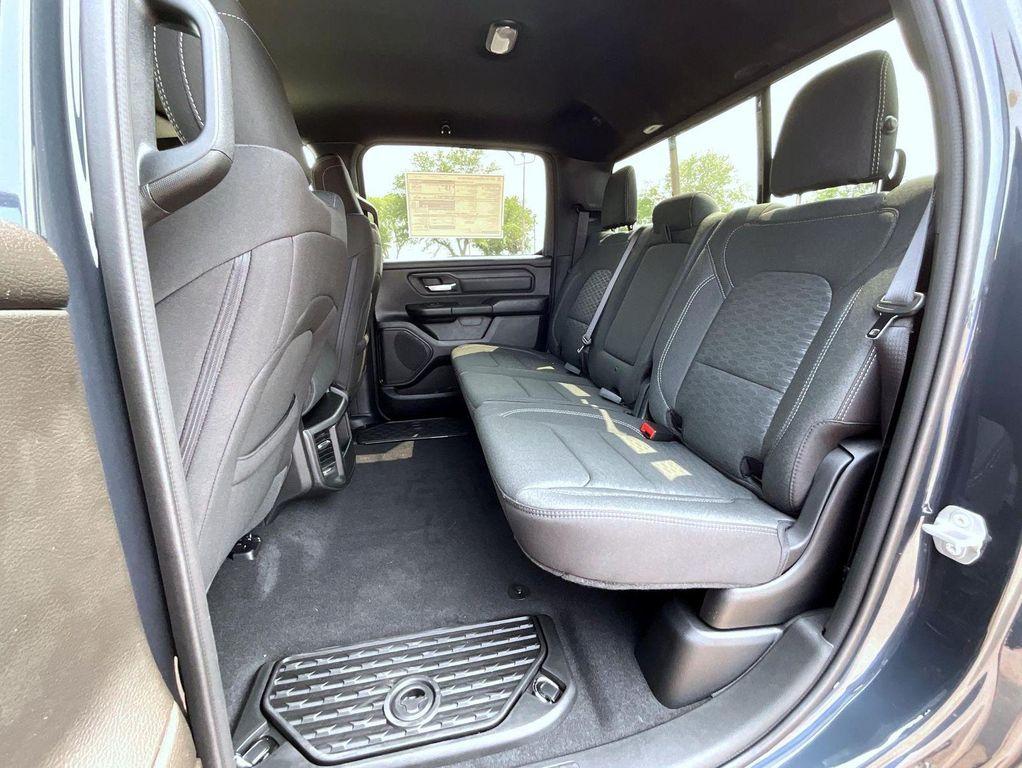 new 2025 Ram 1500 car, priced at $46,482