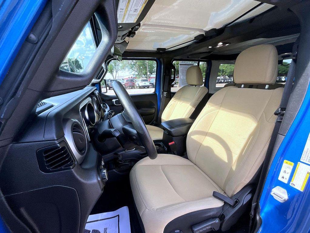 used 2021 Jeep Wrangler Unlimited car, priced at $29,918
