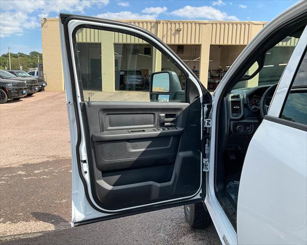 new 2024 Ram 3500 car, priced at $62,404