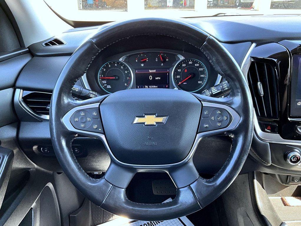 used 2021 Chevrolet Traverse car, priced at $24,499