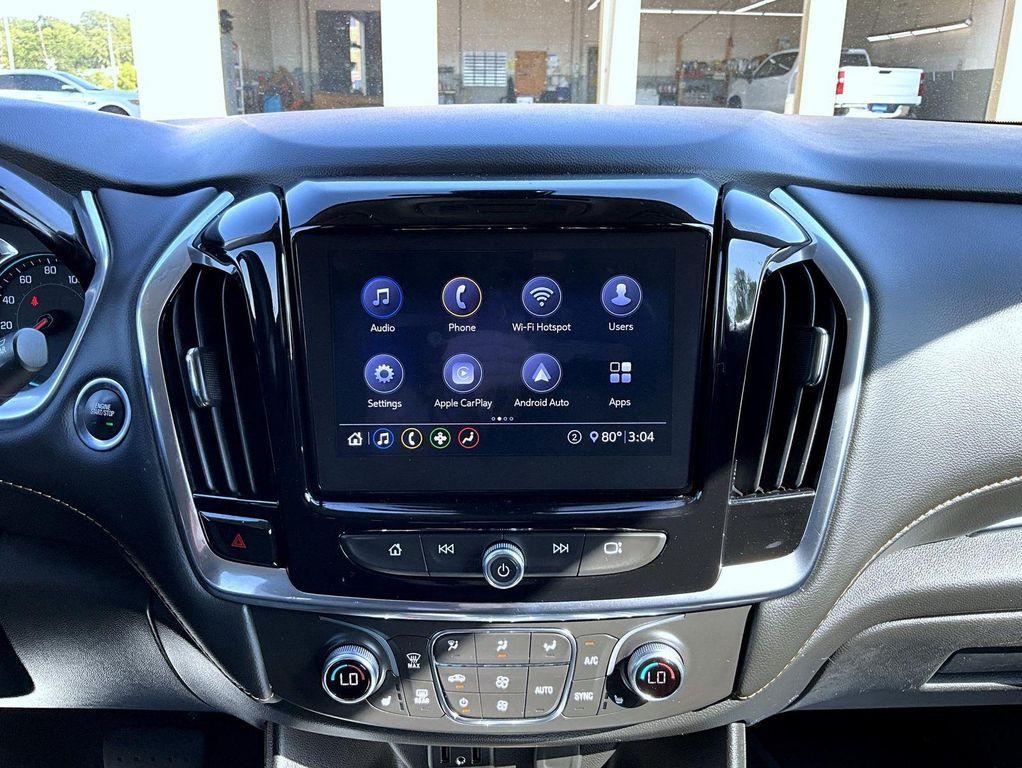 used 2021 Chevrolet Traverse car, priced at $24,499