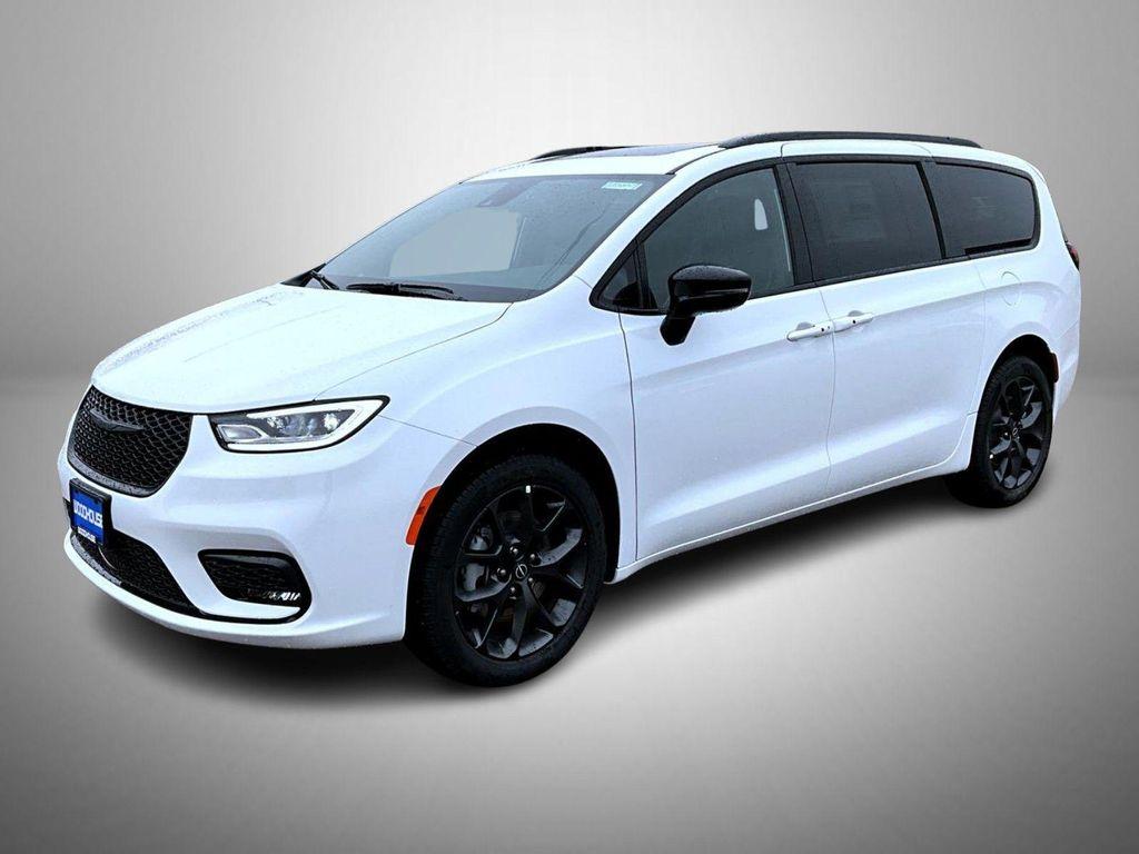 new 2026 Chrysler Pacifica car, priced at $50,459