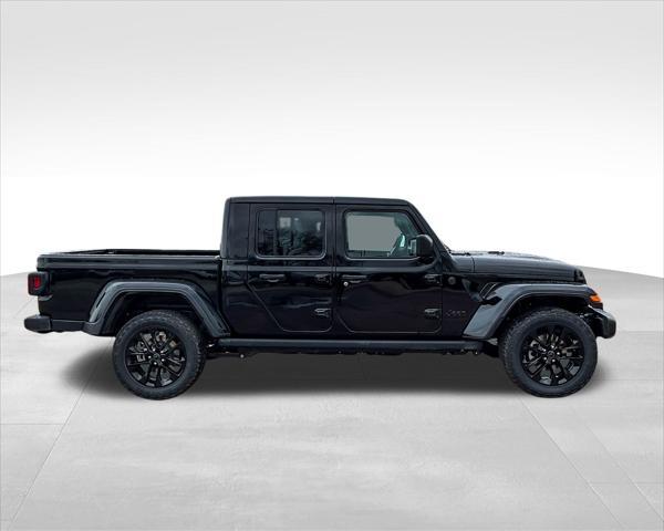 new 2025 Jeep Gladiator car, priced at $42,064