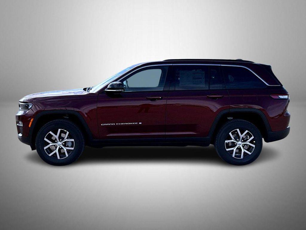 new 2025 Jeep Grand Cherokee car, priced at $38,474
