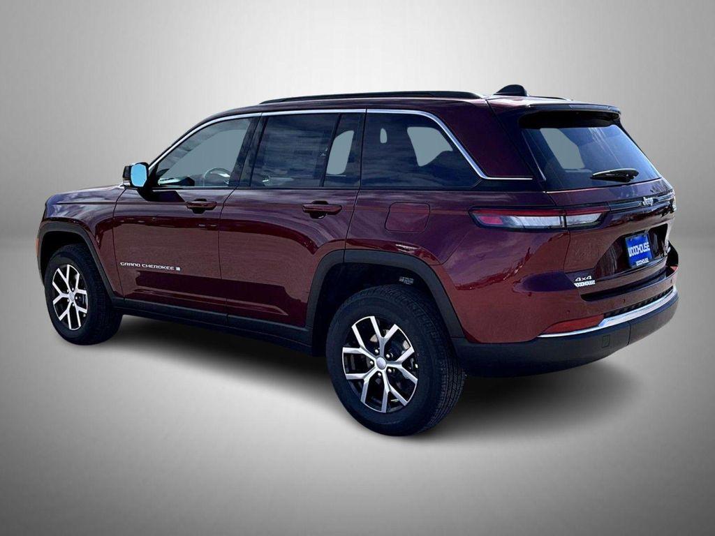 new 2025 Jeep Grand Cherokee car, priced at $38,474