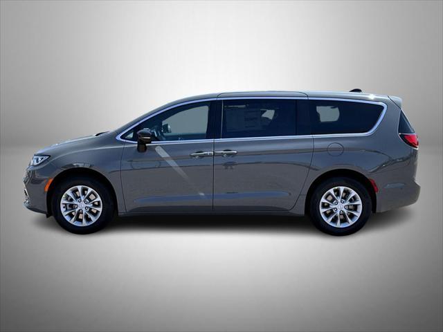 new 2025 Chrysler Pacifica car, priced at $44,427