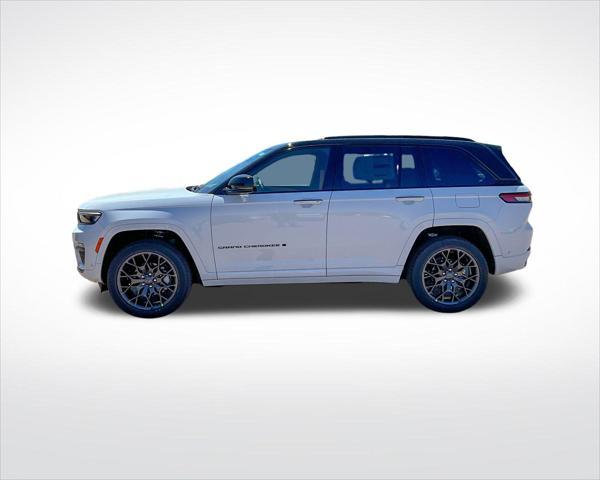 new 2025 Jeep Grand Cherokee car, priced at $70,104