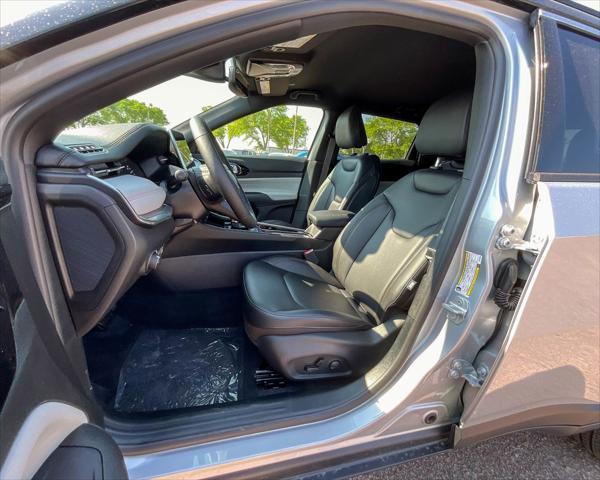 new 2024 Jeep Compass car, priced at $30,114