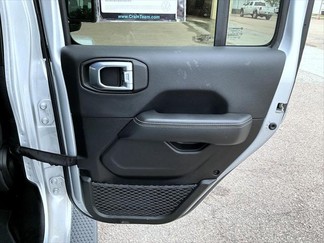 used 2022 Jeep Wrangler Unlimited 4xe car, priced at $35,203