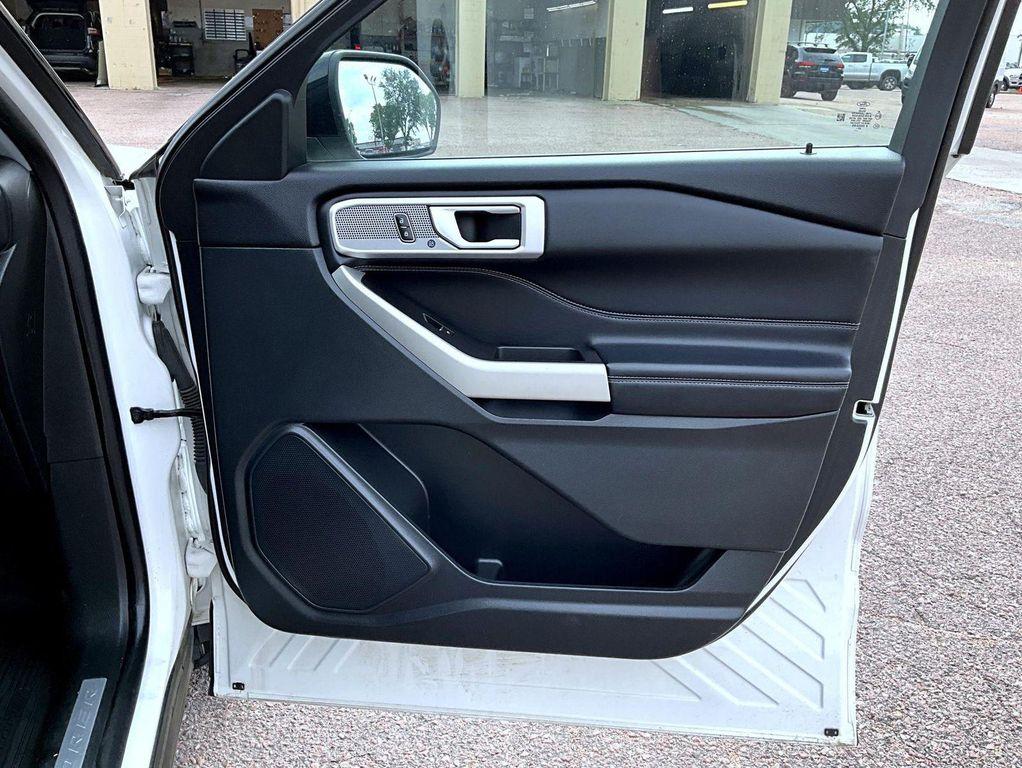used 2021 Ford Explorer car, priced at $29,322