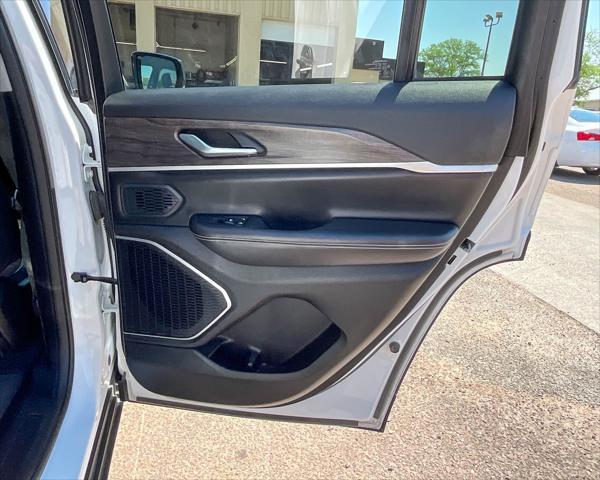 used 2023 Jeep Grand Cherokee 4xe car, priced at $32,989