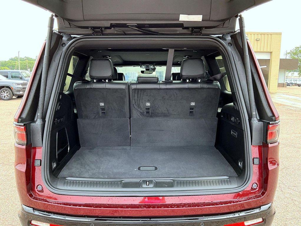 new 2025 Jeep Wagoneer car, priced at $68,692