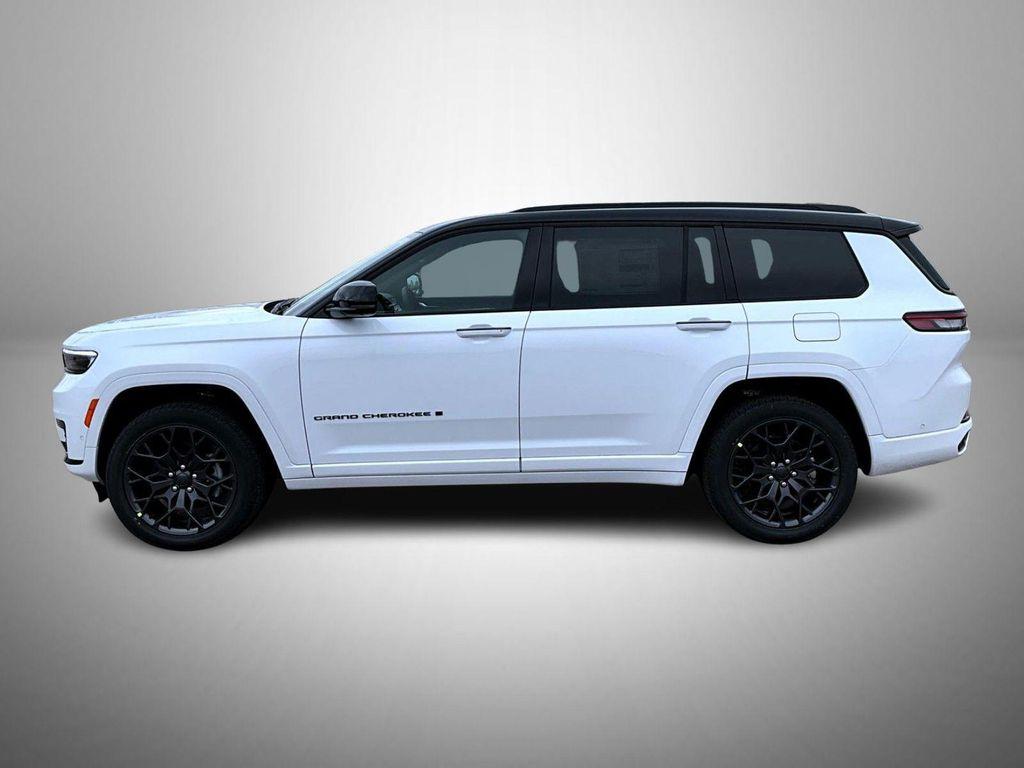 new 2025 Jeep Grand Cherokee L car, priced at $62,578