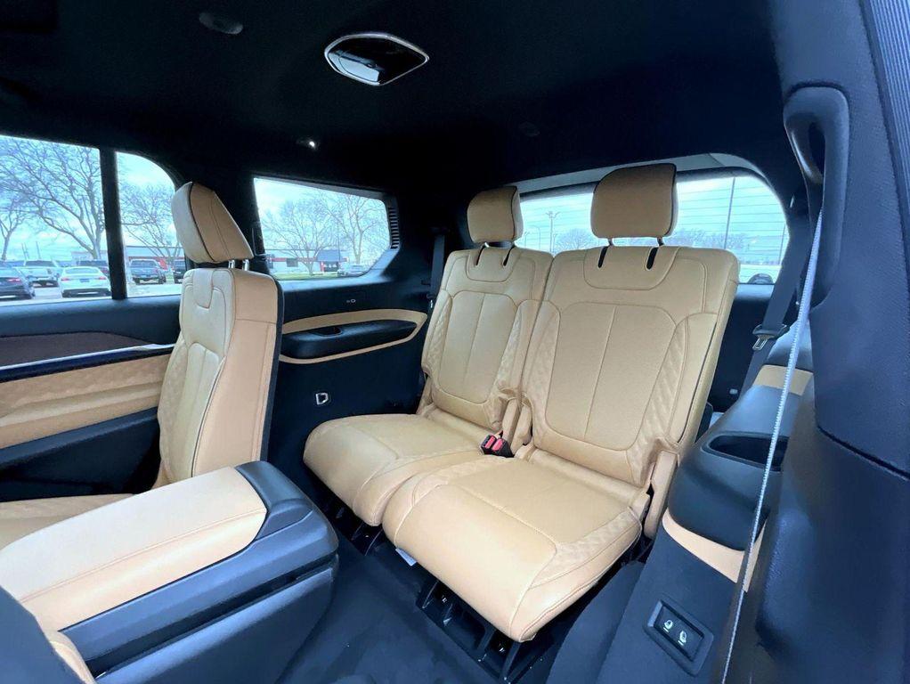 new 2025 Jeep Grand Cherokee L car, priced at $62,578