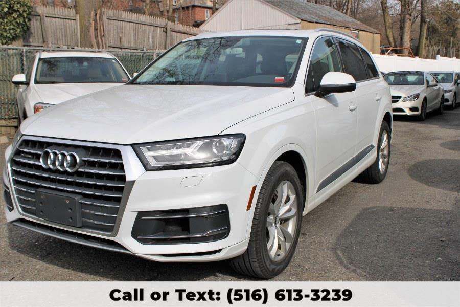 used 2017 Audi Q7 car, priced at $18,897