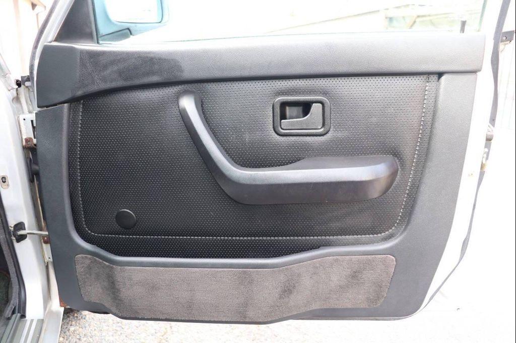 used 1986 BMW 528 car, priced at $5,300