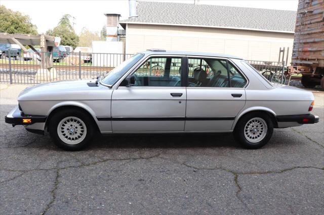 used 1986 BMW 528 car, priced at $5,800