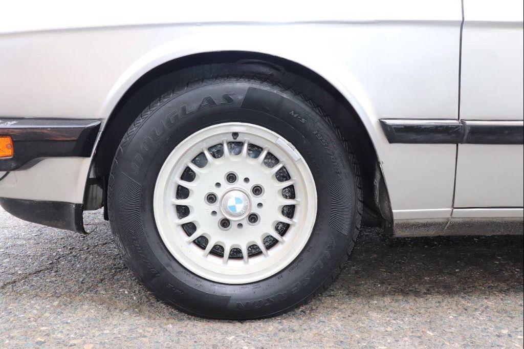 used 1986 BMW 528 car, priced at $5,300