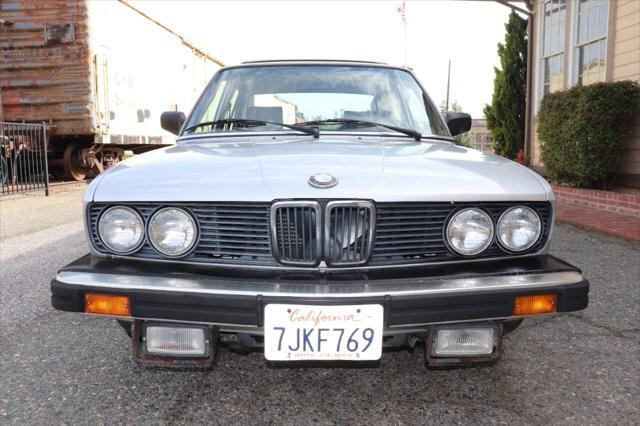 used 1986 BMW 528 car, priced at $5,800
