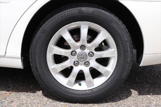 used 2004 Lexus ES 330 car, priced at $8,750
