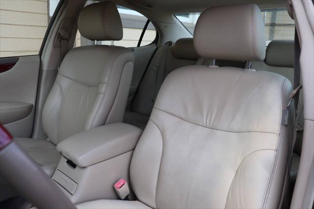 used 2004 Lexus ES 330 car, priced at $8,750